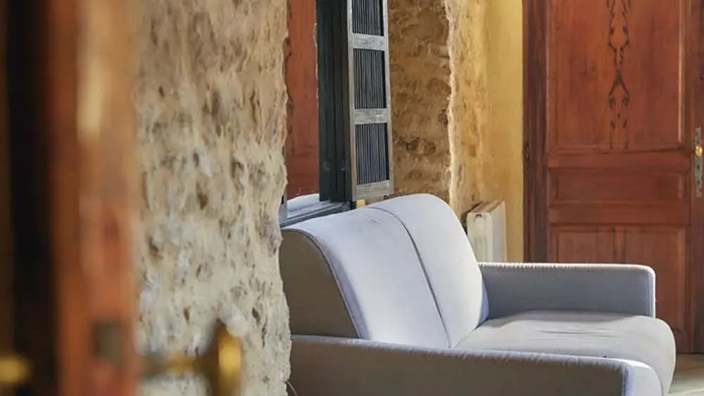 Domaine-de-Cantegrel-vitrac-sarlat-Gite-La-Maison-Bleue-salon-prt