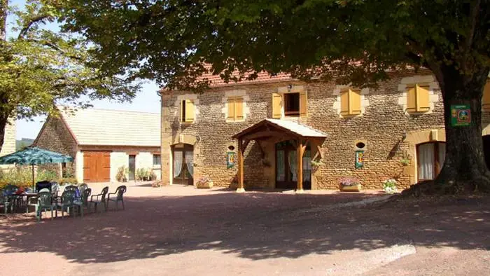 Ferme-des-genestes