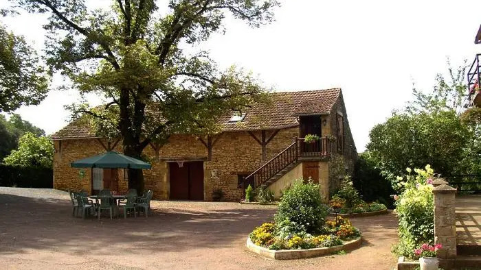 Ferme-des-genestes