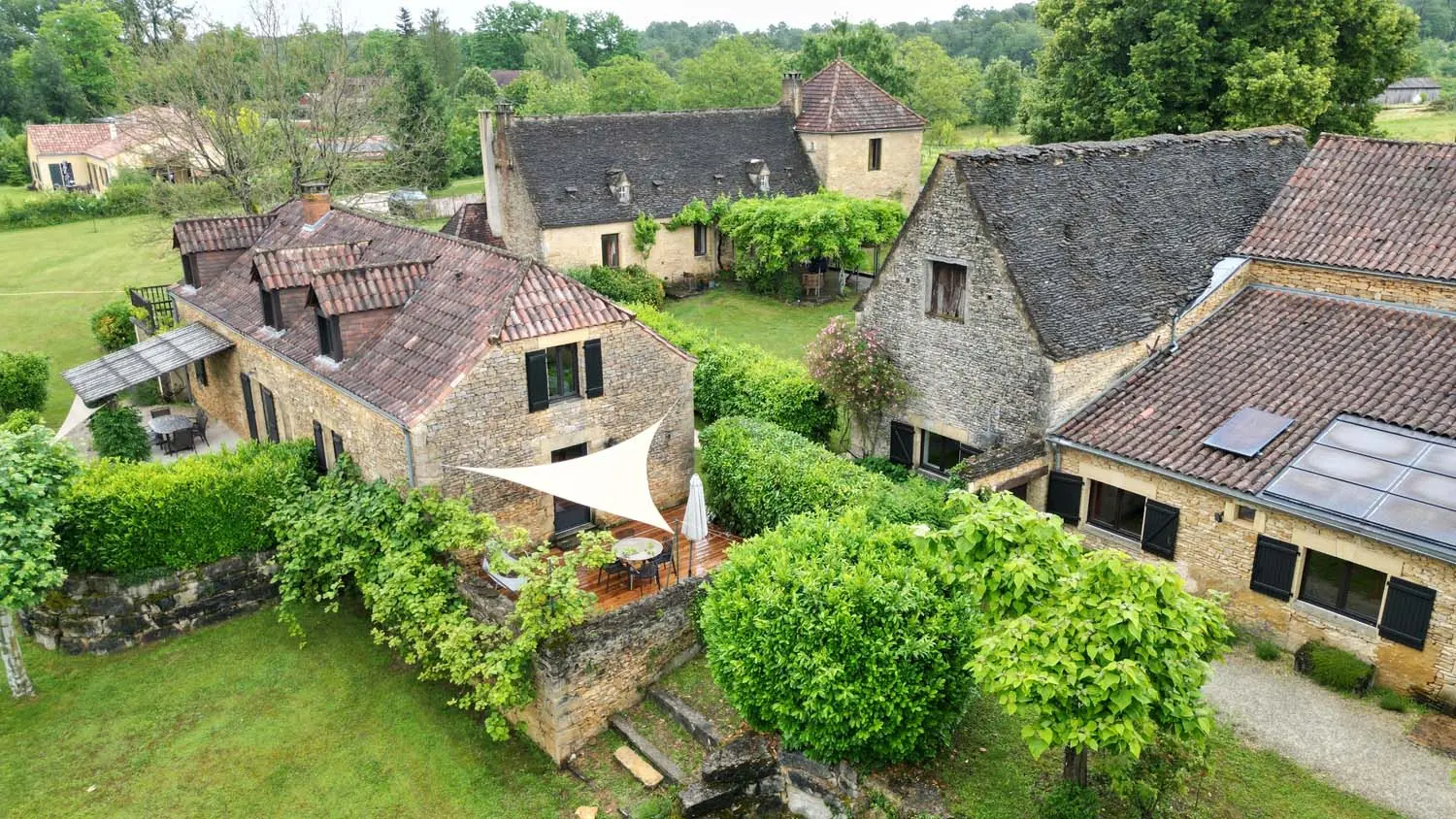 Gites de la source - Saint-Geniès (1)