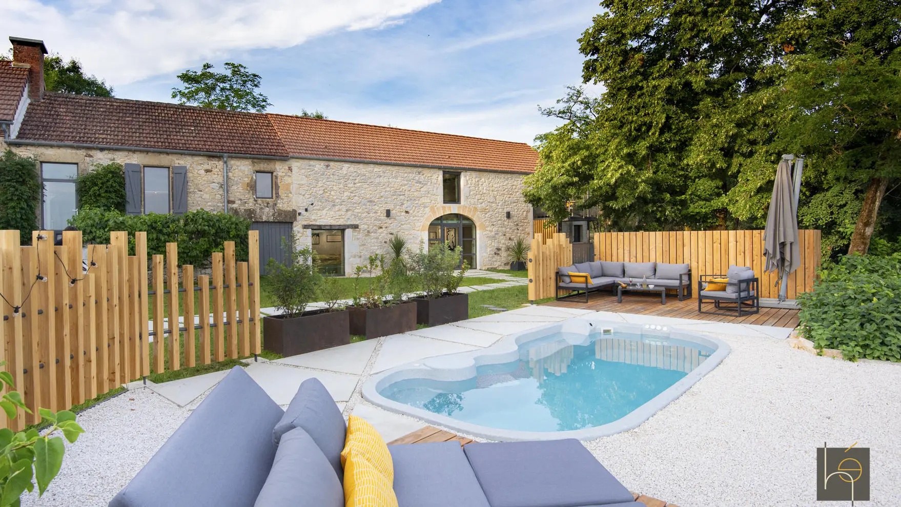 Hors-Série - SPA chauffé avec ses deux terrasses et sa vue sublime