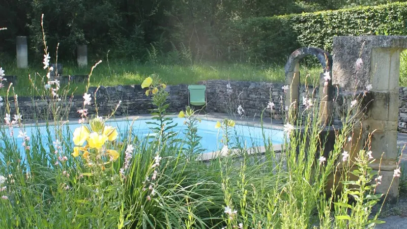 LE VALLON DE L'ALBAREDE-PISCINE3