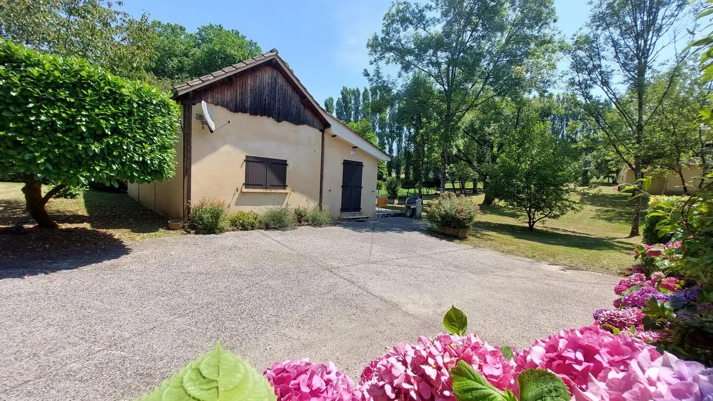 LA POUSSINIERE A SARLAT (2)