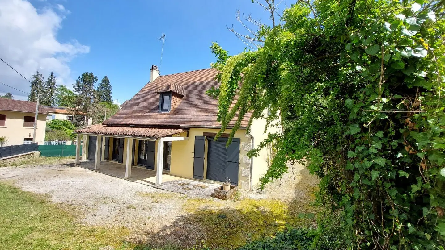 LA TRAPPE avec piscine à sarlat (1)