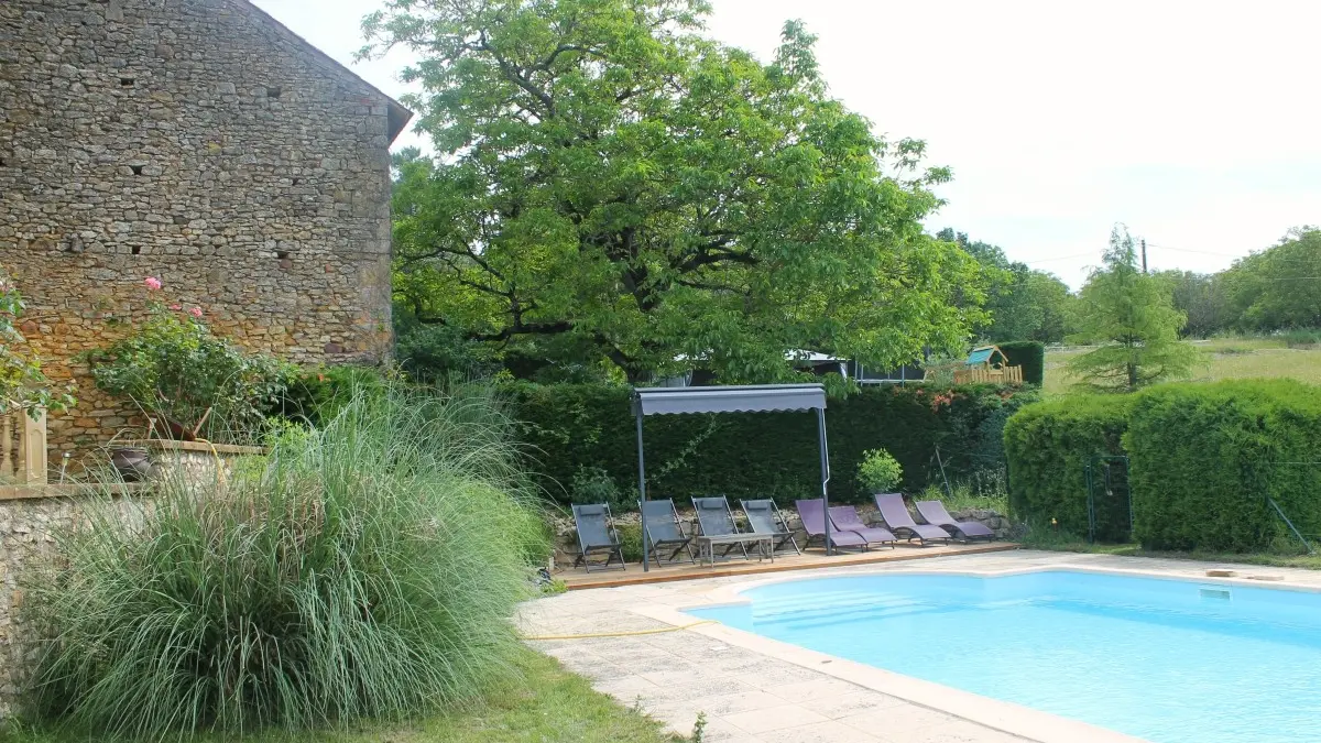 LES TERRASSES DE FONDAUMIER - grand gite avec piscine privée et chauffée (38)