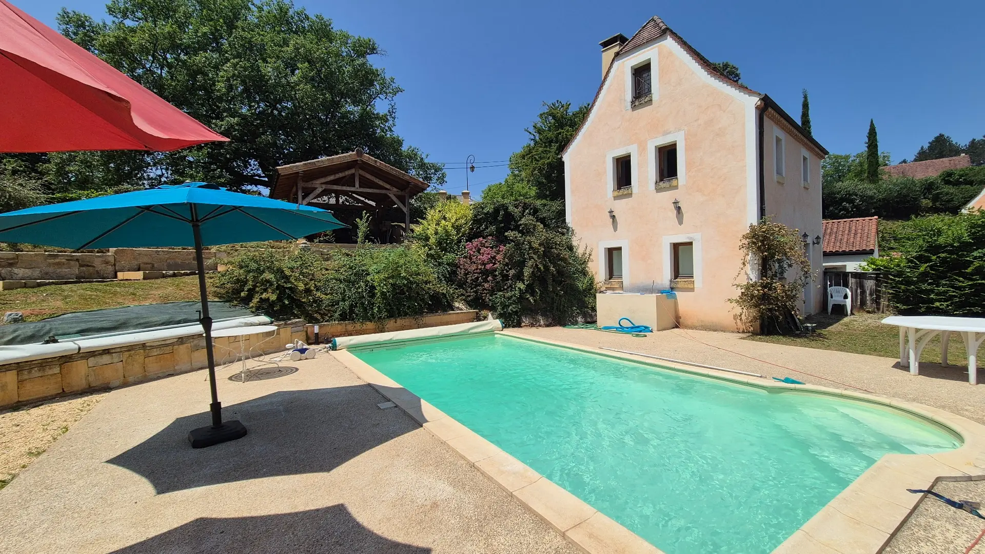La plaisante avec piscine privée à Sarlat (2)