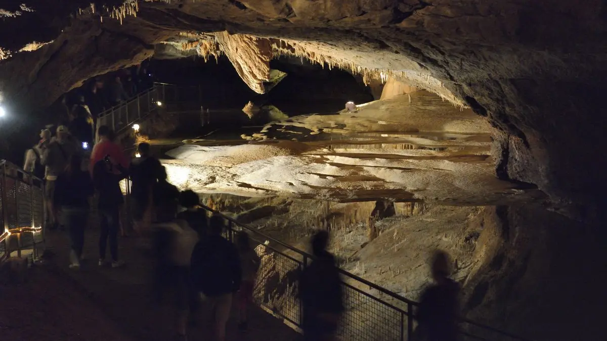 Grottes de Lacave