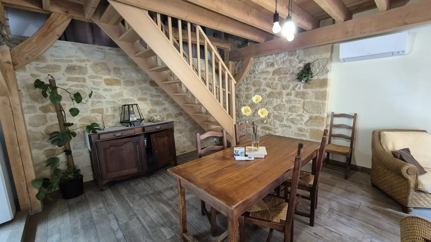 Petit Paradis à Sarlat avec piscine privée (12)