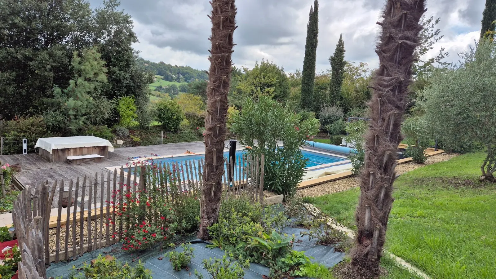 Petit Paradis à Sarlat avec piscine privée (24)