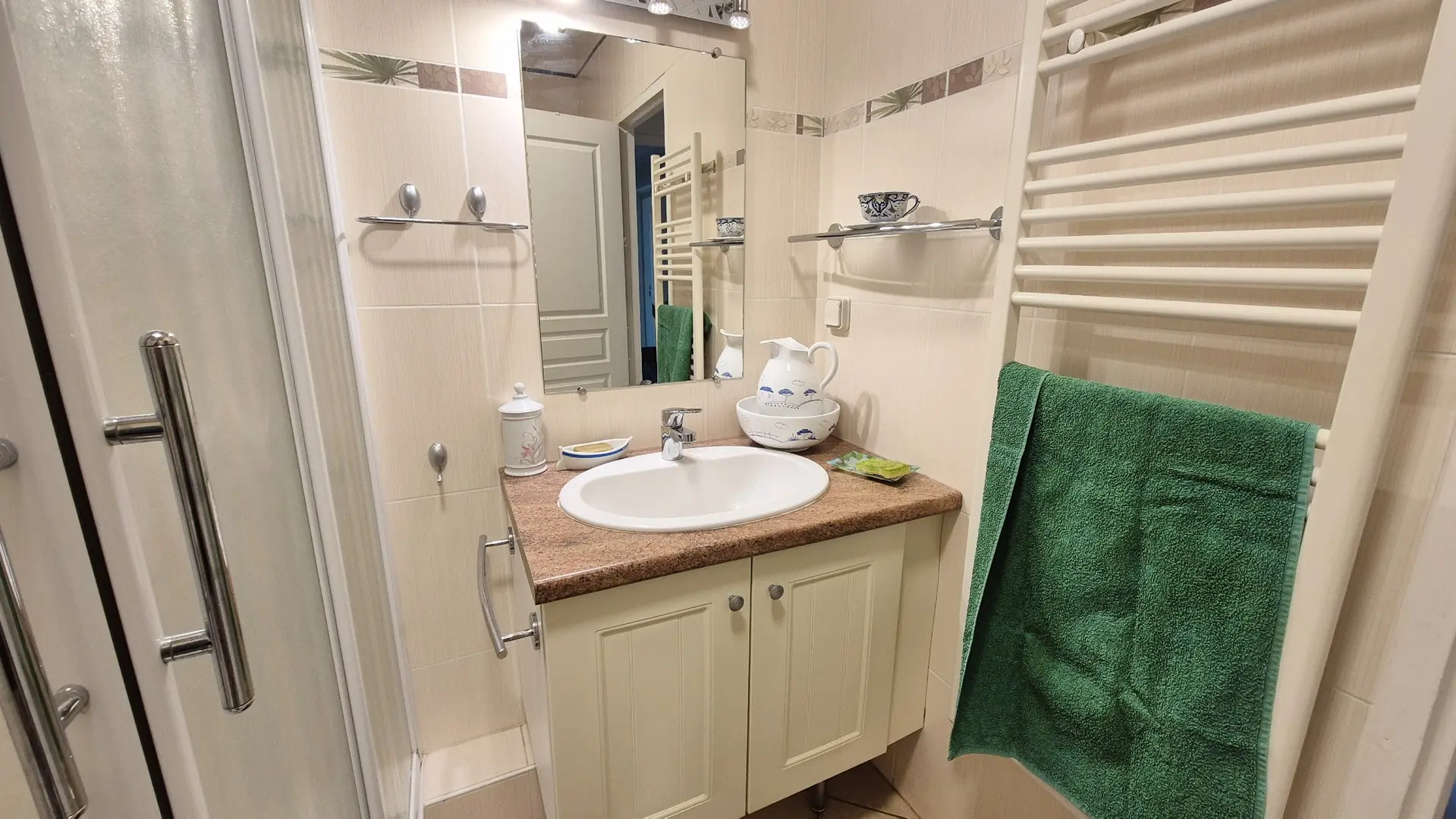 RESIDENCE SYLVIA MONTFORT à Sarlat avec parking privé et terrasse couverte (15)
