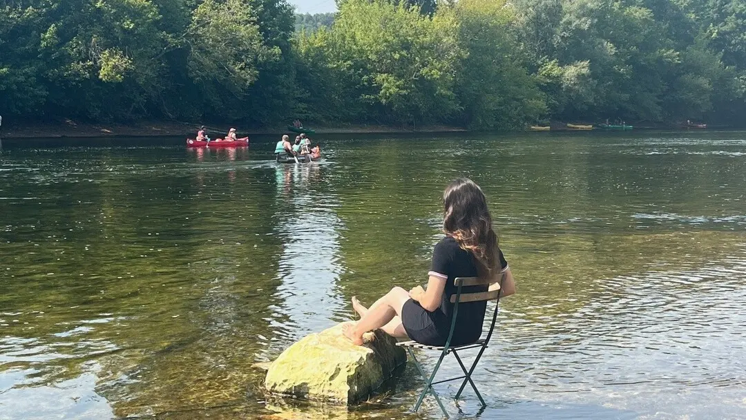 Villa Verte Rive MeS Rivière les pieds dans l'eau