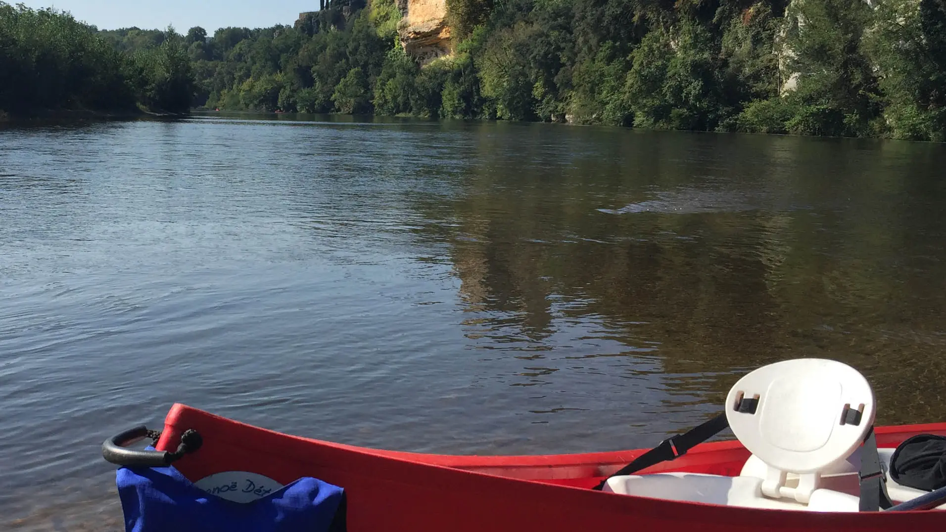 canoes-decouverte-dordogne-riviere-sarlat-perigord-chateau-montfort-canoe-dossier-gratuit