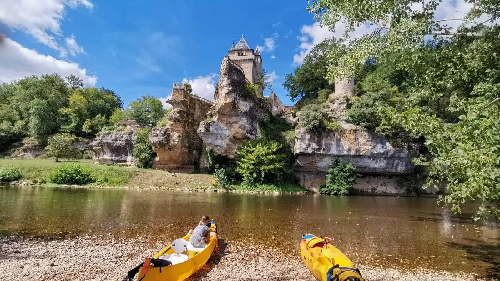 château de belcayre avec Canoë Family