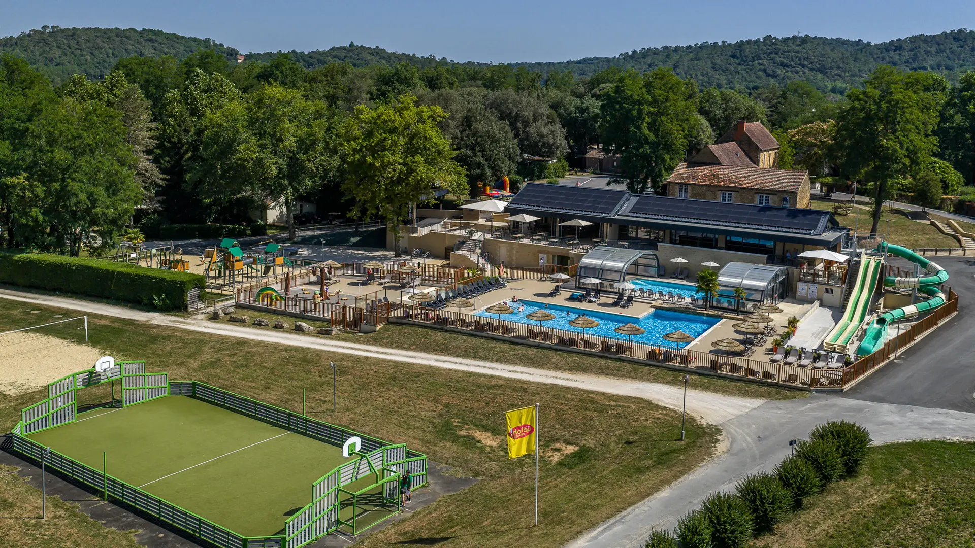 espace aquatique et city stade