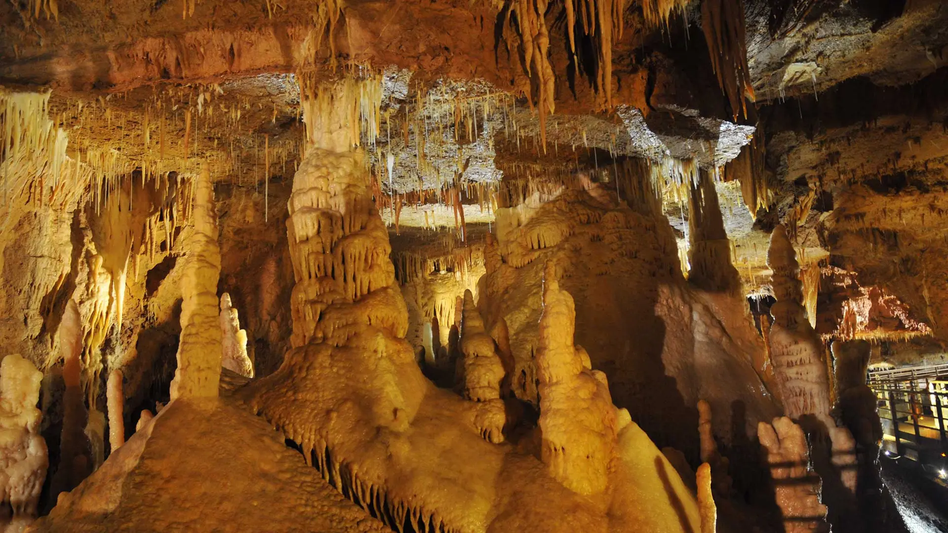 Grotte de Tourtoirac