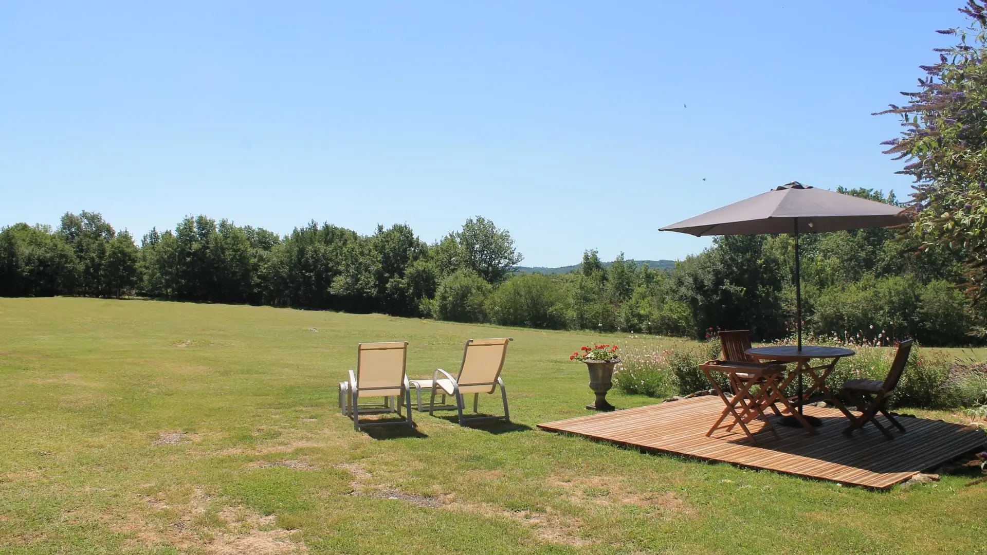 Le pré charmant avec piscine au sud de Sarlat_4