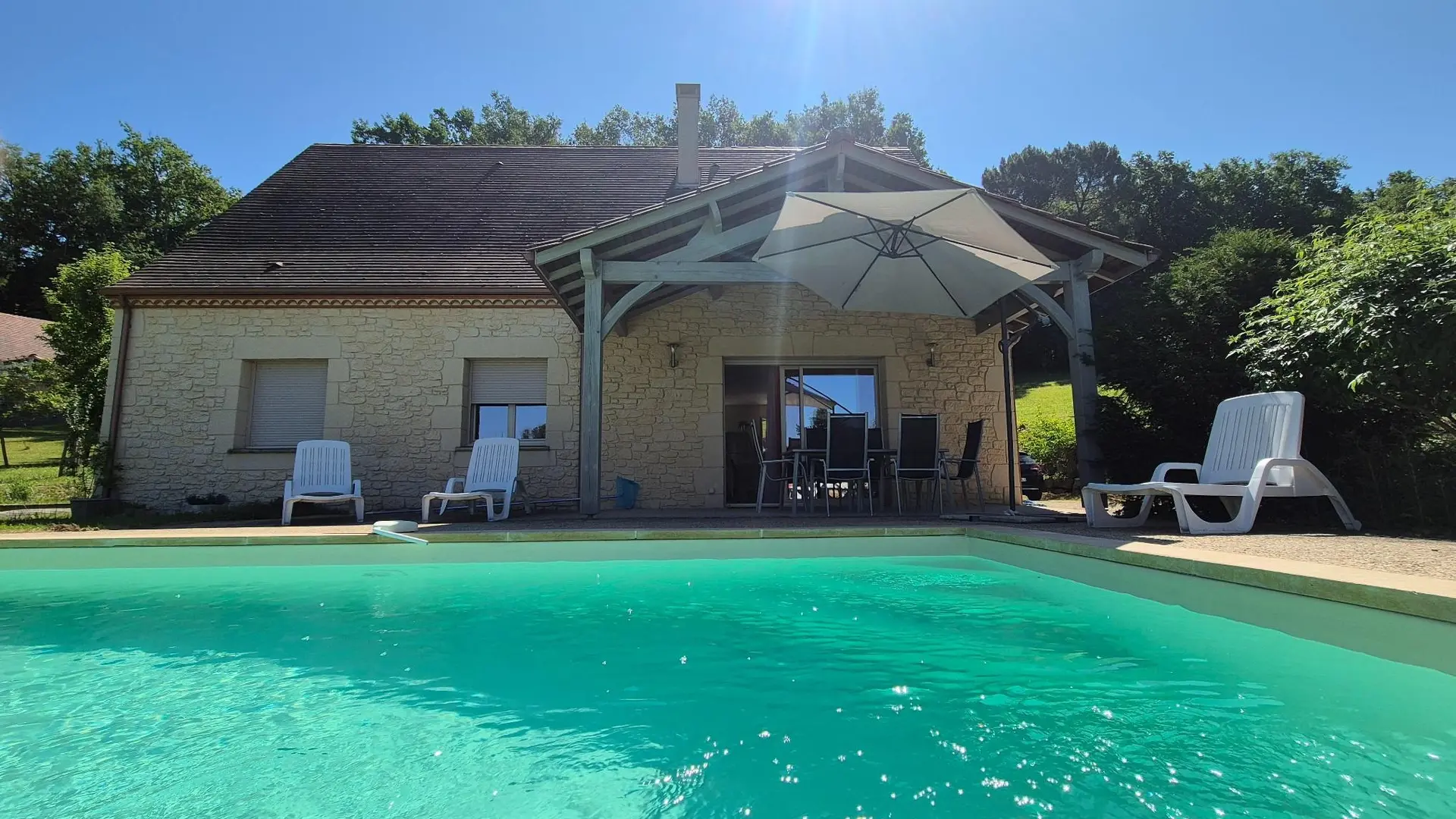 La Petite Sarladaise à Sarlat avc piscine chauffée_21