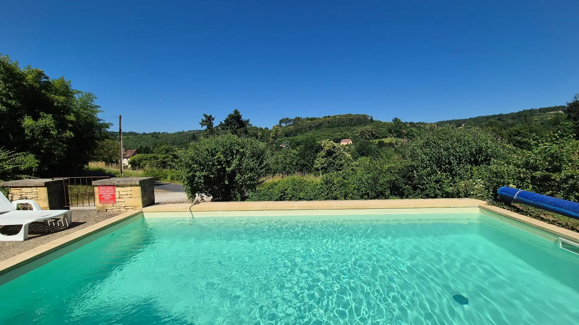 La Petite Sarladaise à Sarlat avc piscine chauffée_24
