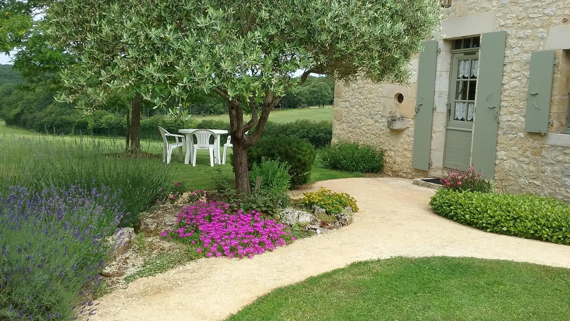 La Petite Maison dans la prairie proche de Sarlat_1