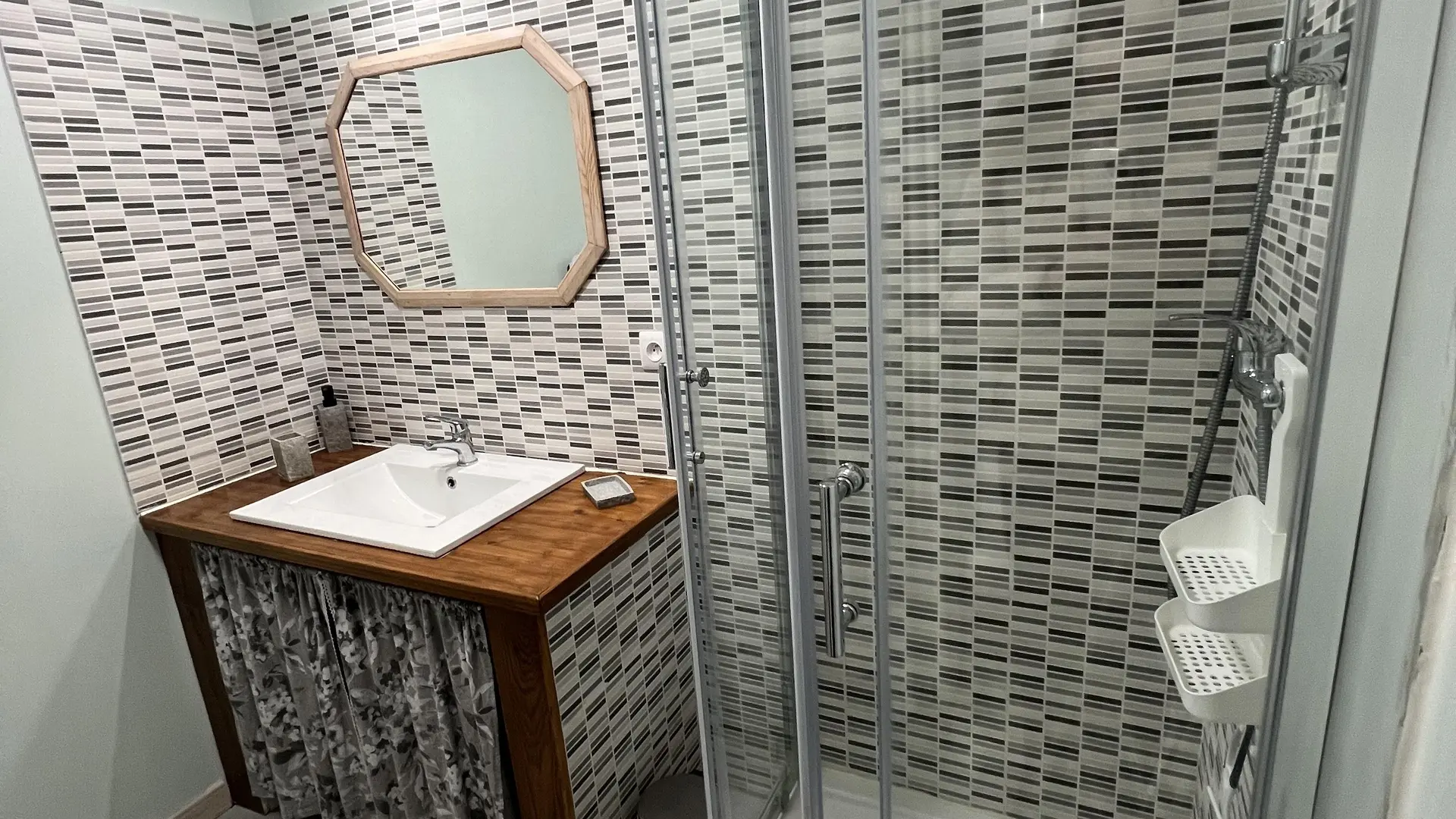 Tranquilou avec piscine proche de Sarlat_8