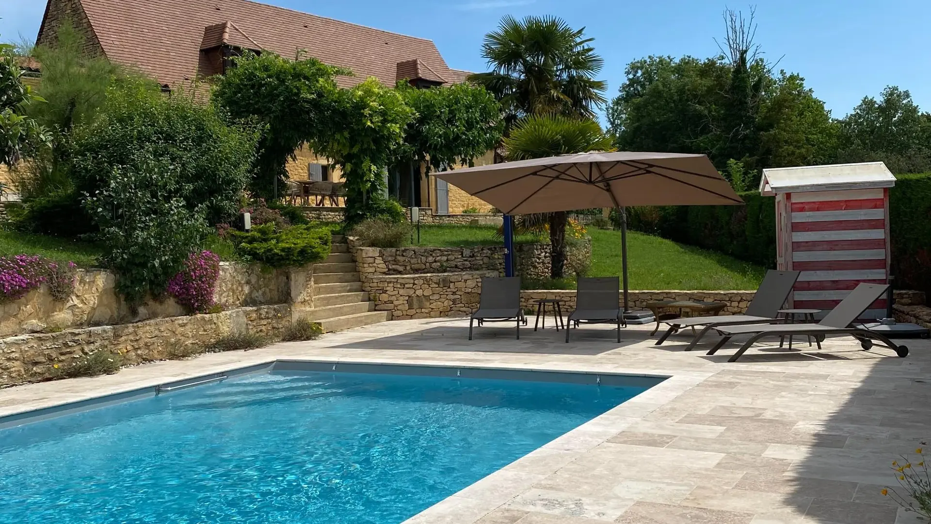 Notre perle du Périgord piscine proche de Sarlat_10