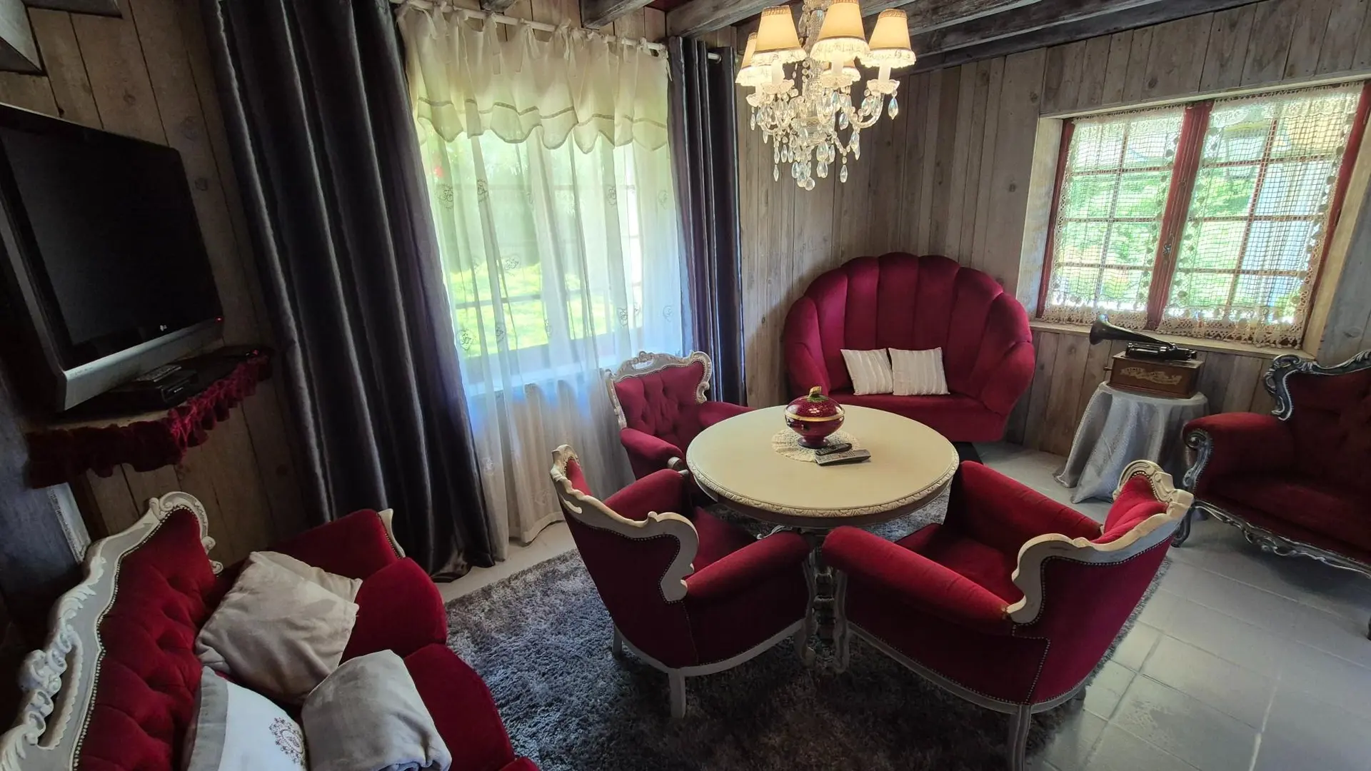 La Chaumiere avec piscine privée proche de Sarlat_15