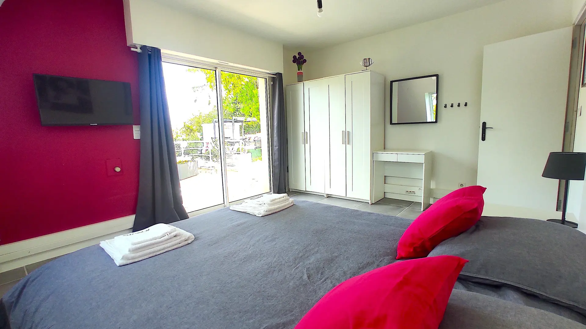 Villa d'Elsa avec piscine chauffée à Sarlat_24