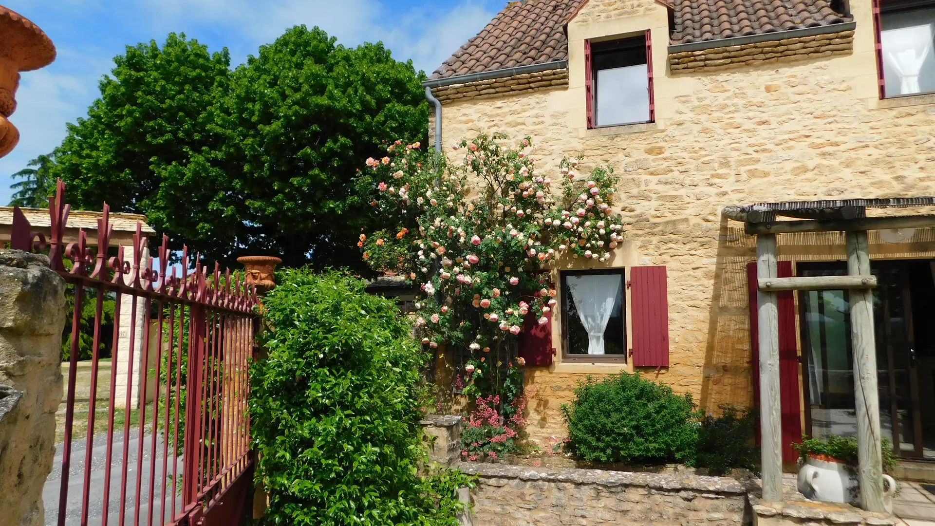 Le Clos Peyrebelle avec piscine proche de Sarlat_3