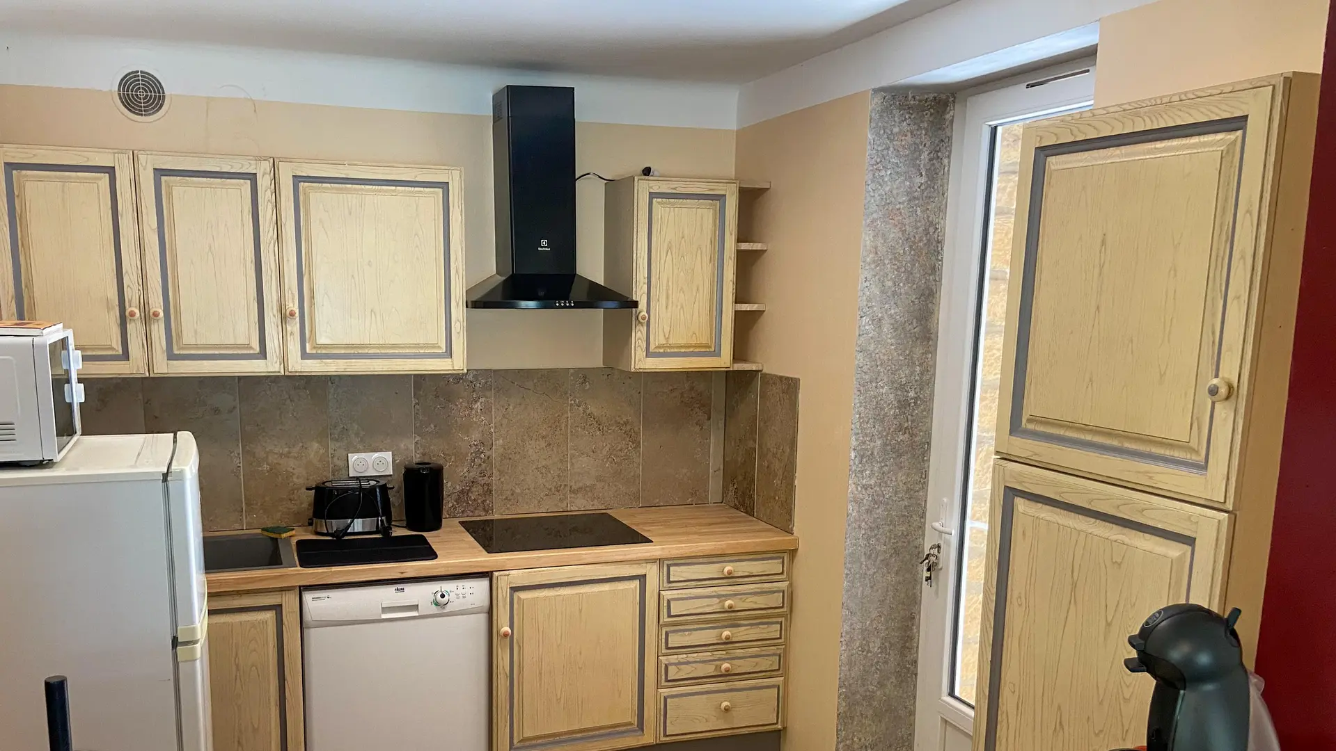 Chez Titouan à Sarlat avec Spa et Clim_7