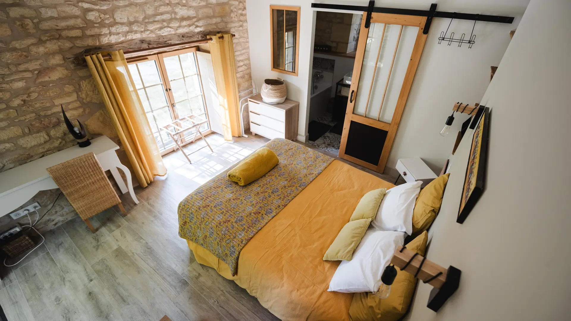 Les Charmes de Vaurizeaud piscine chauffée Sarlat_10