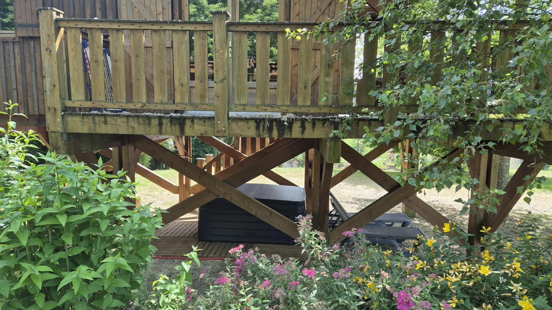 Cabane sur pilotis Ouetou, spa, proche de Sarlat_13