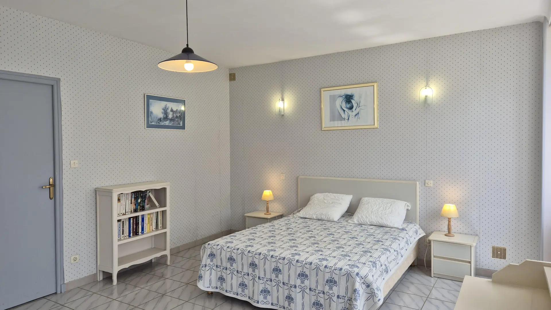 Gîte Les Glycines piscine privée_15