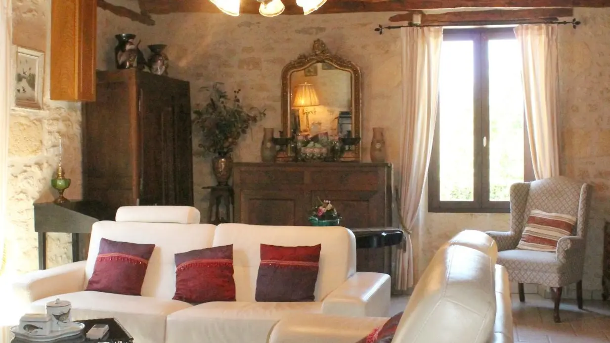 Le Bercail avec piscine chauffée proche de Sarlat_11