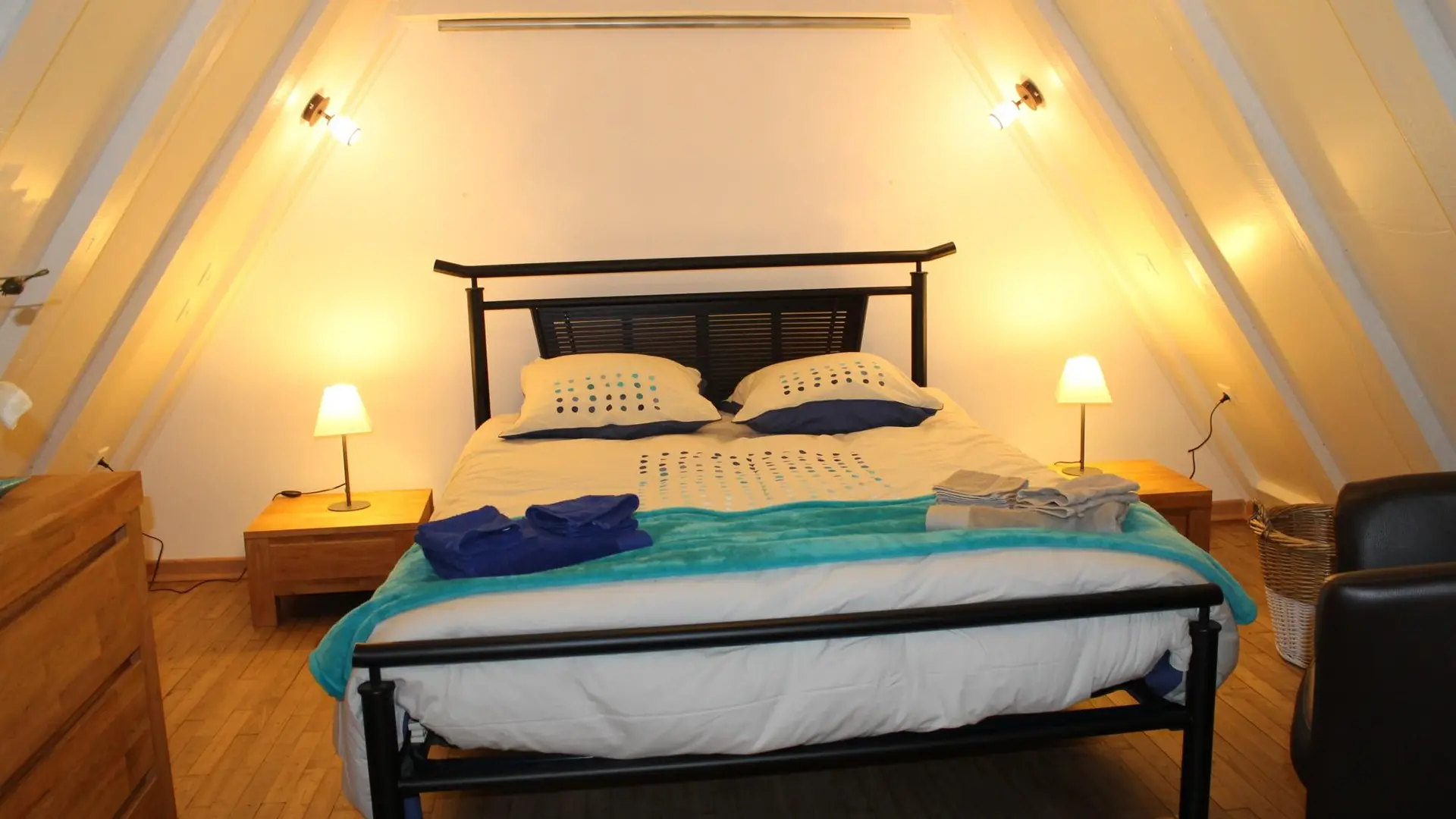 Les Combes avec piscine chauffée au nord Sarlat_12