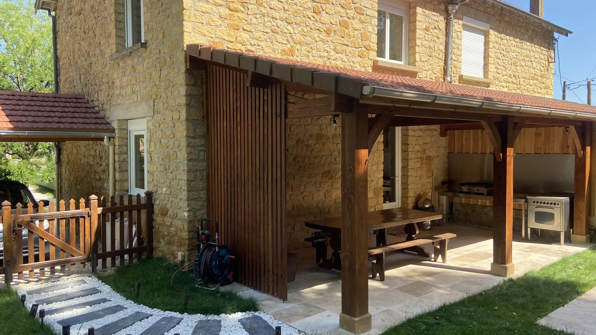 Chez Titouan à Sarlat avec Spa et Clim_1