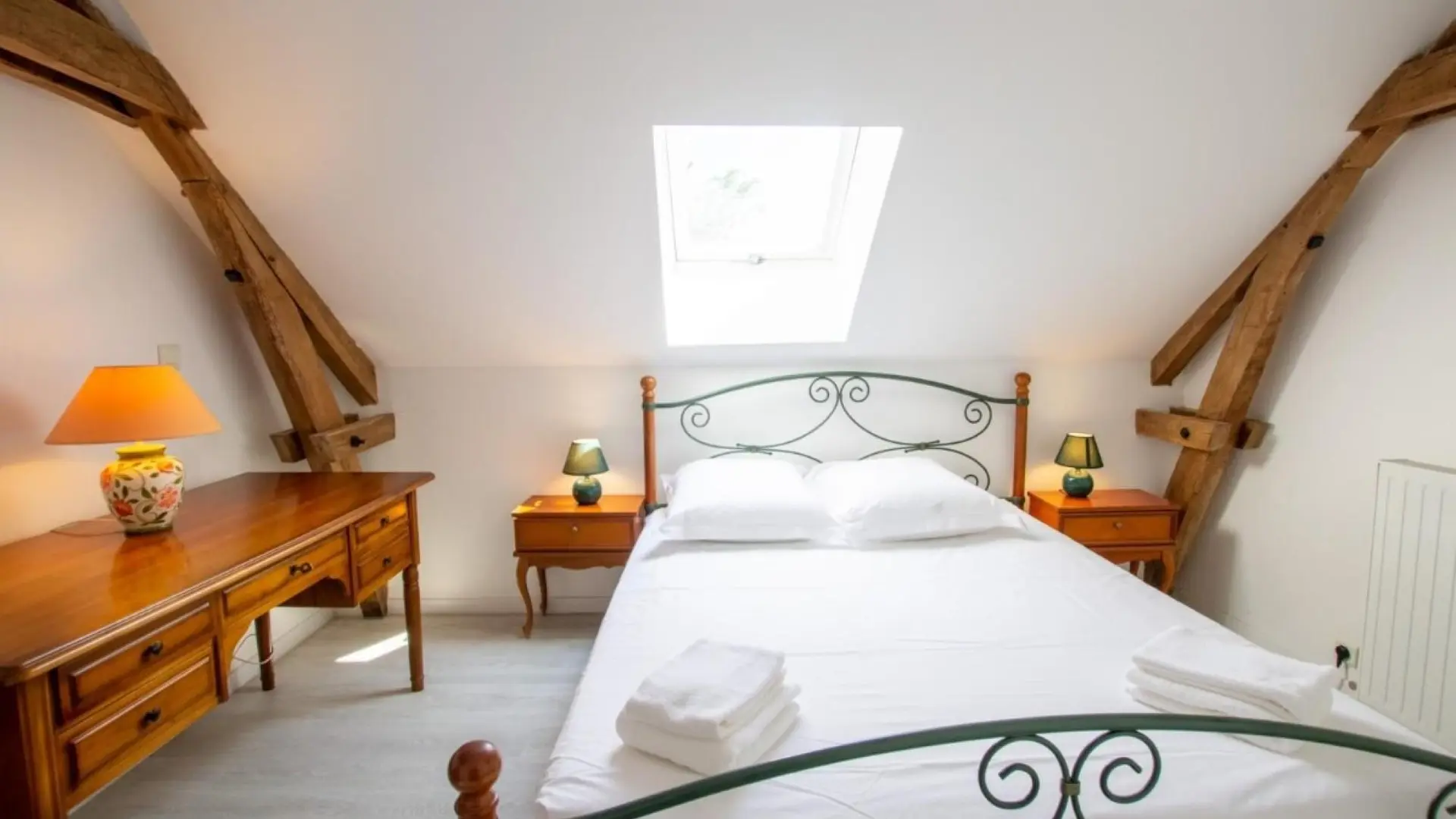 Gîte de charme La Noyeraie piscine chauffée_17