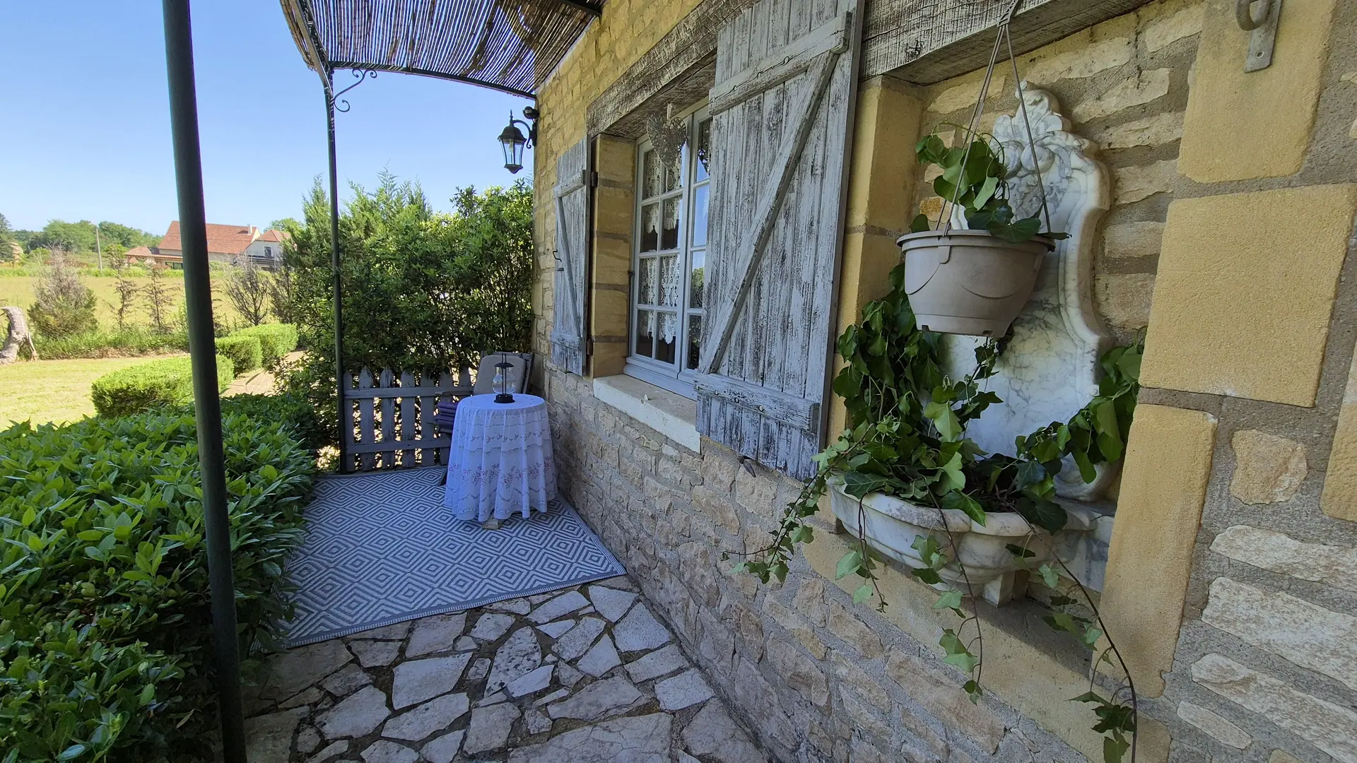 La Chaumiere avec piscine privée proche de Sarlat_5