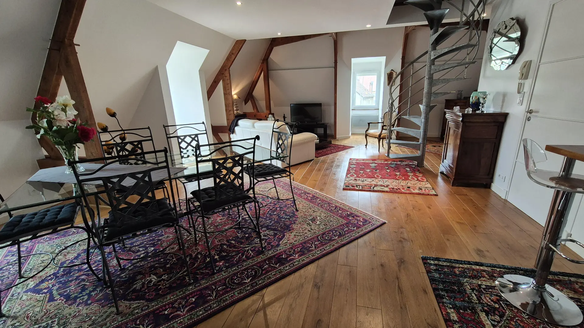 Les Lilas vaste appartement à Sarlat avec parking_7