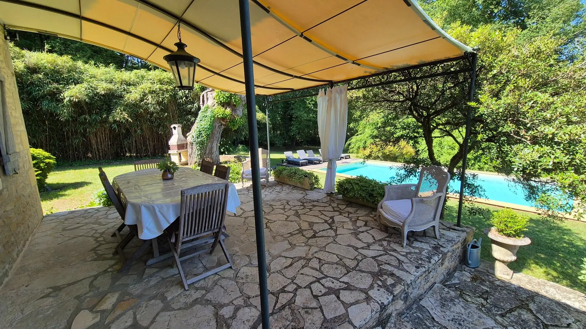 La Chaumiere avec piscine privée proche de Sarlat_7