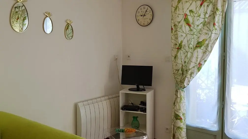 Studio Côté Sud Vert avec piscine à  Sarlat_5