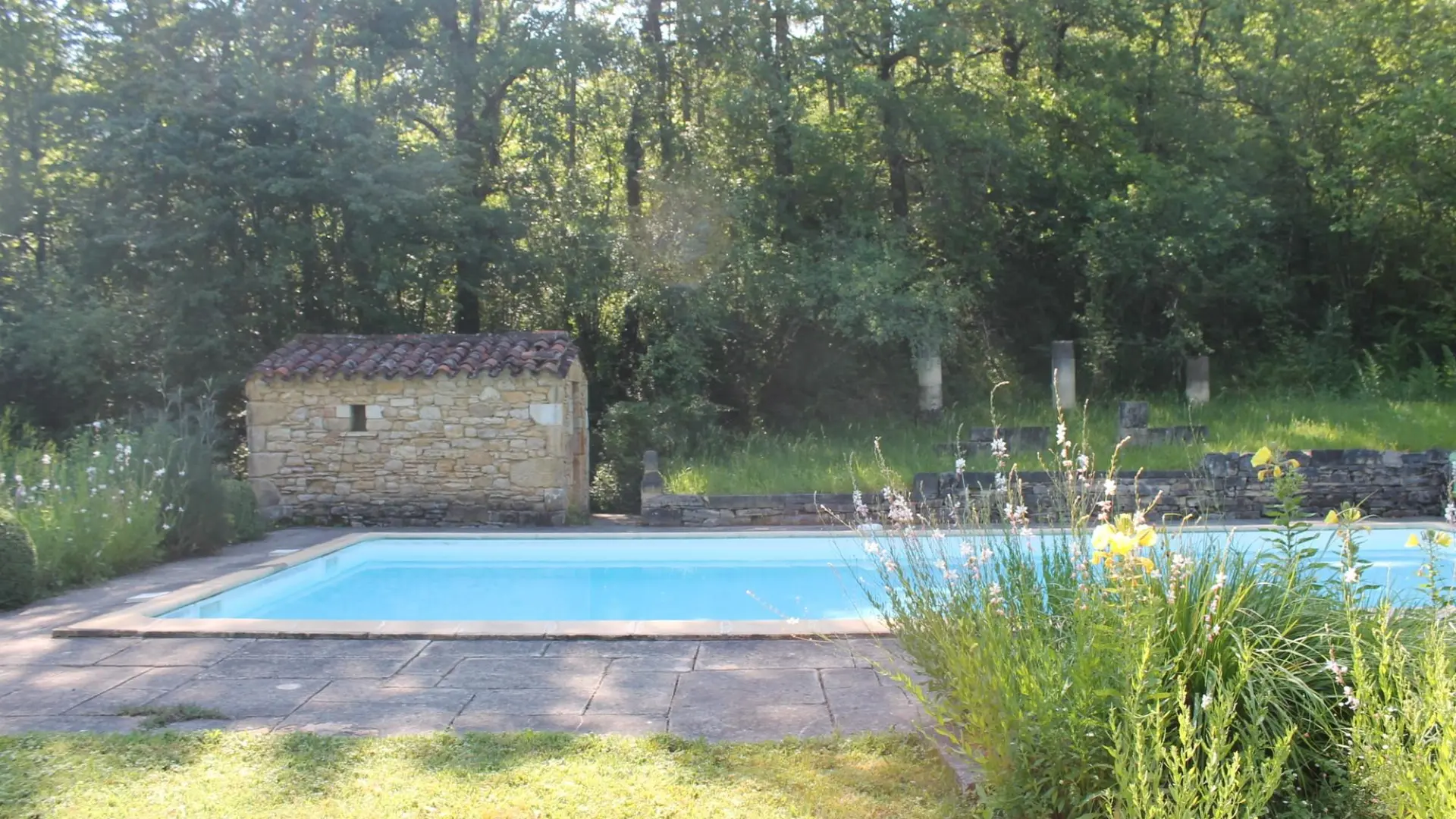 Le Vallon de l'Albarède avec piscine sud de Sarlat_6