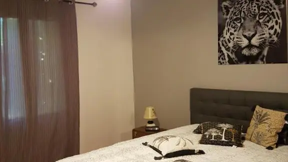 Maison de Charme Tursac avec piscine privée_7