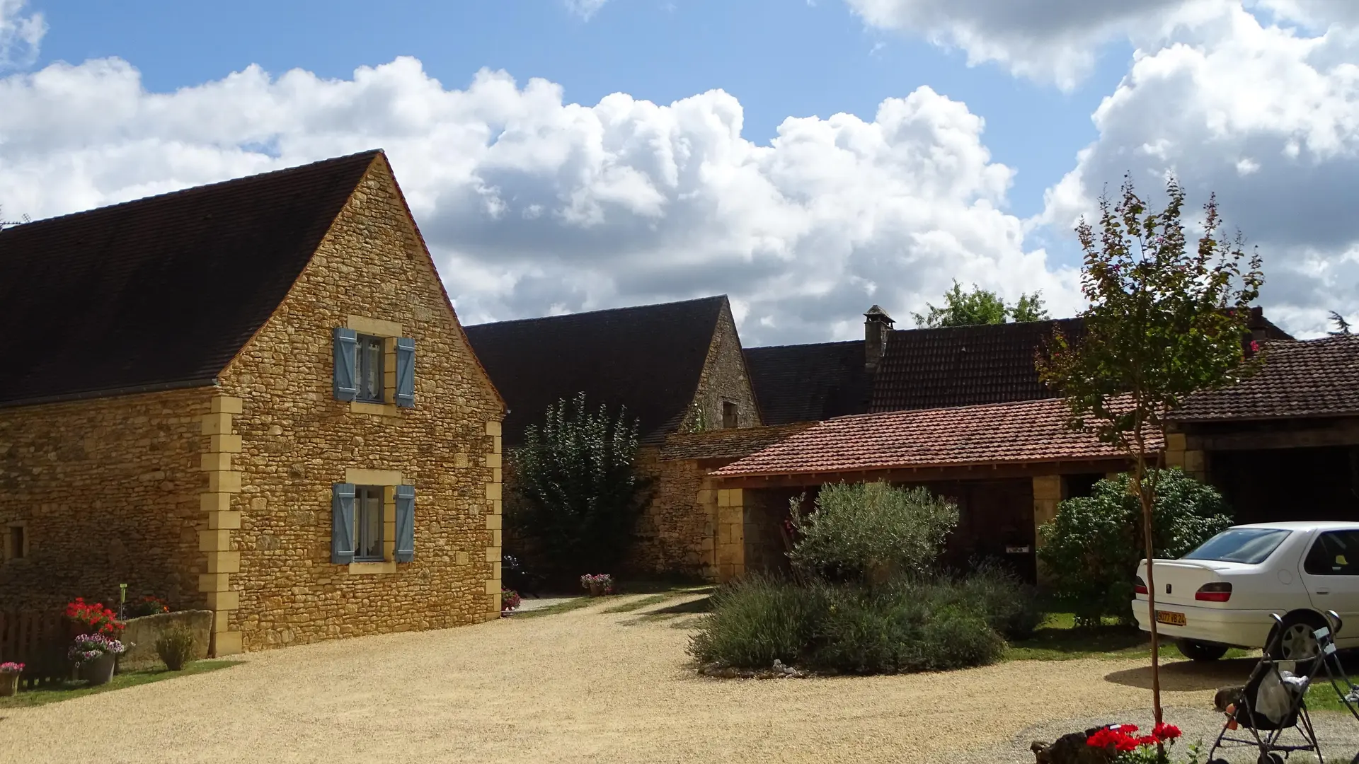 Gîte de la Ferme de Roffy proche de Sarlat_2