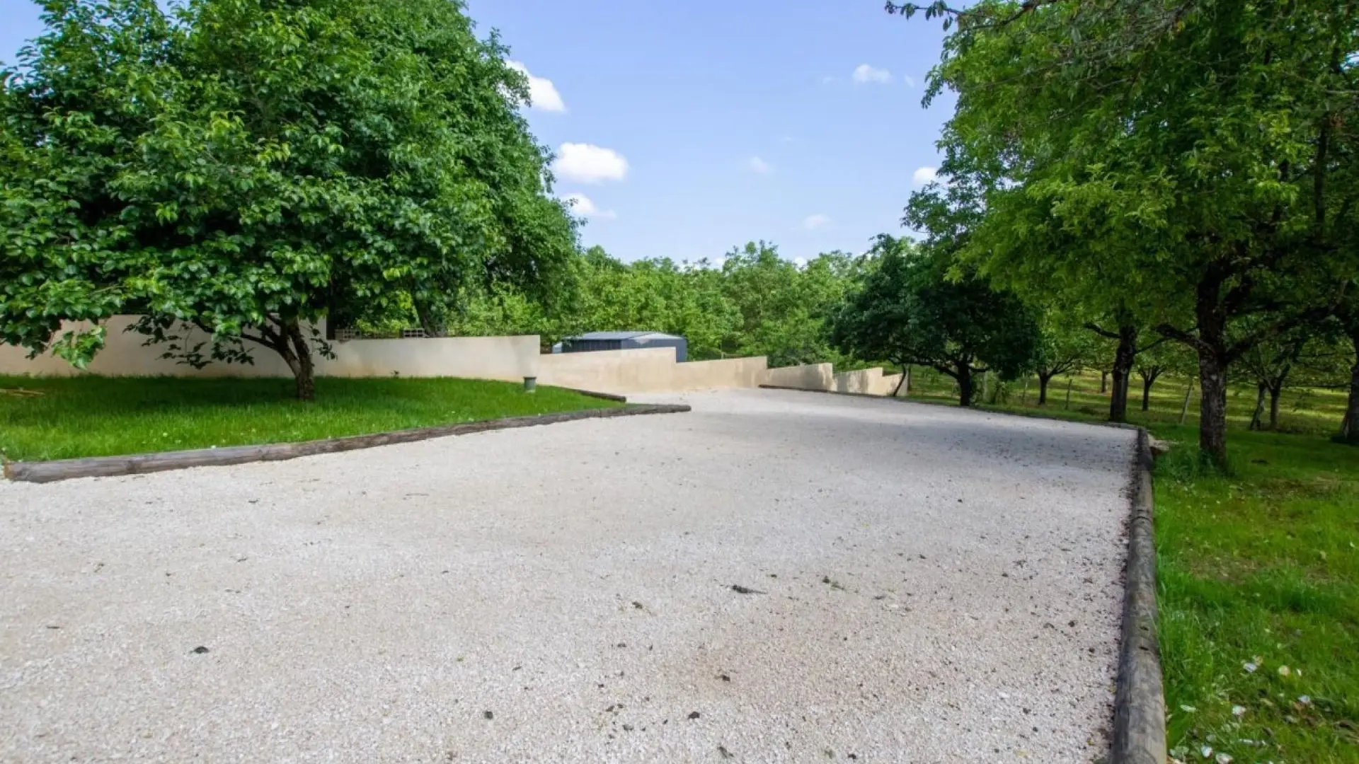 Gîte de charme La Noyeraie piscine chauffée_4