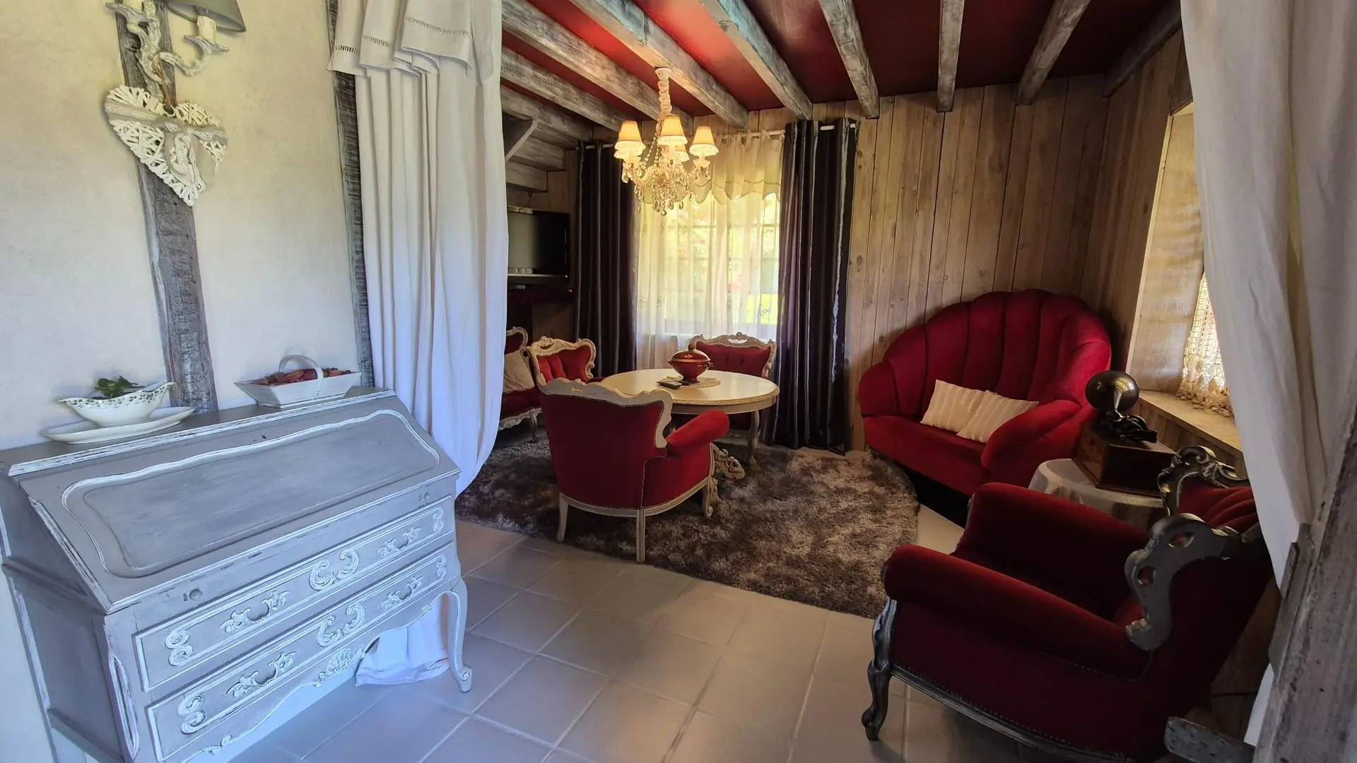 La Chaumiere avec piscine privée proche de Sarlat_14