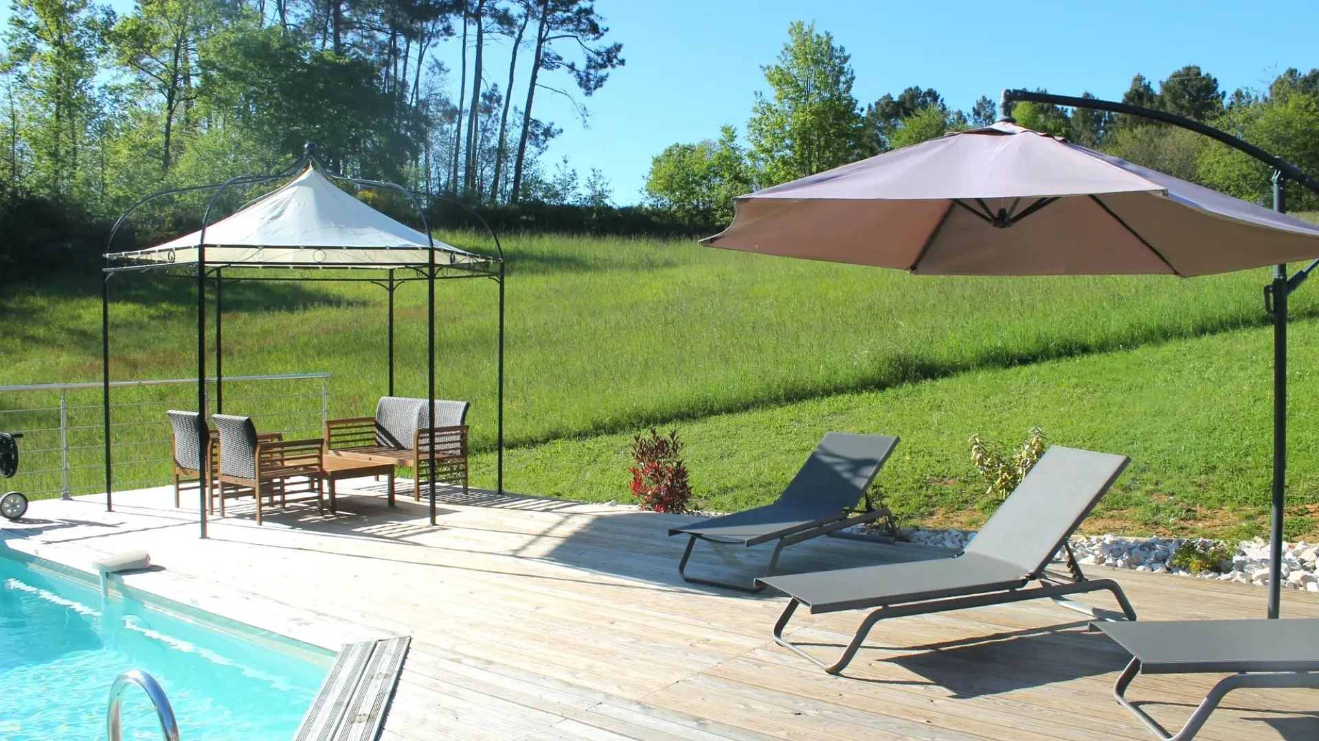 Les Combes avec piscine chauffée au nord Sarlat_5