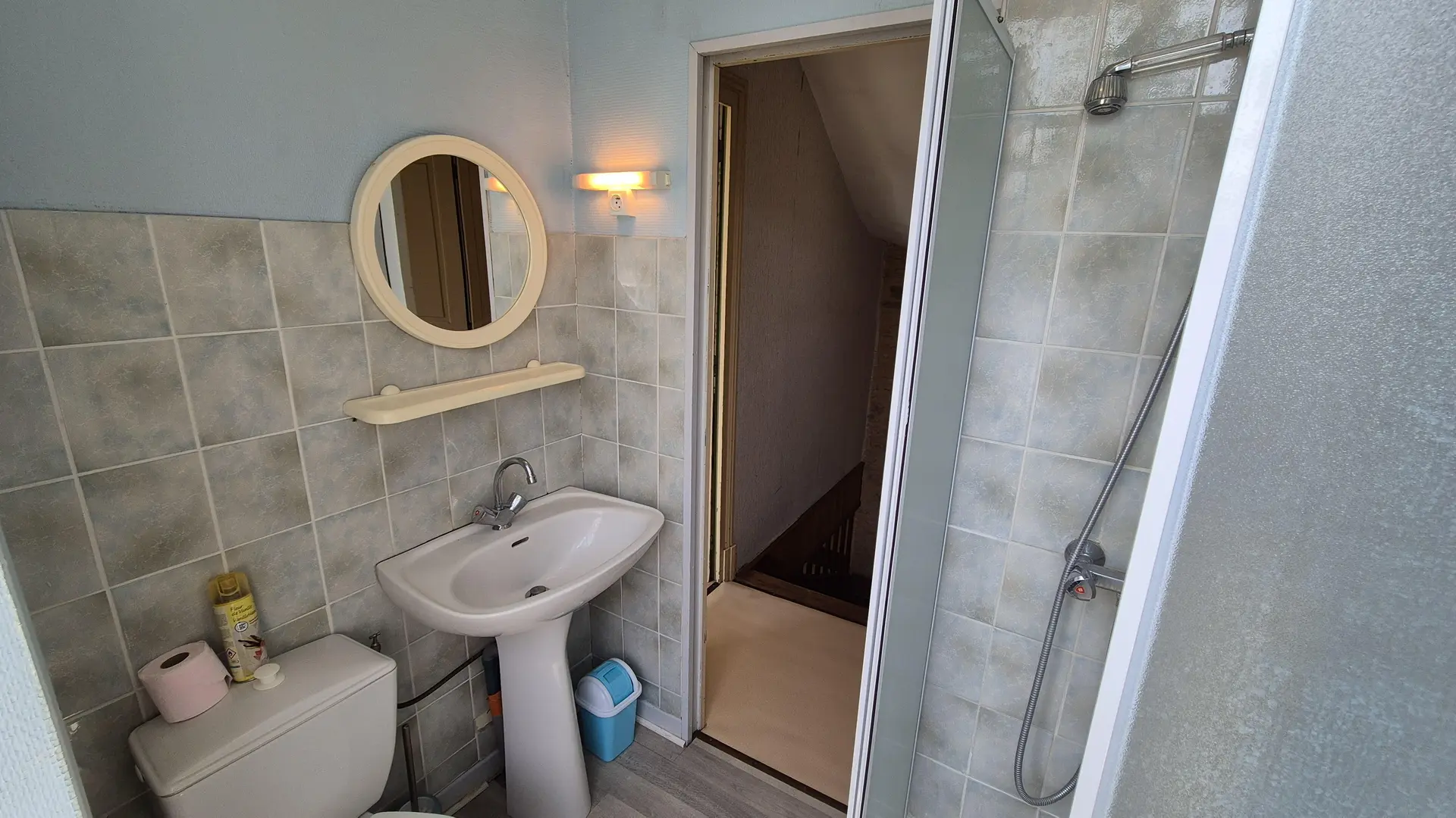 Gîte Les Glycines piscine privée_26