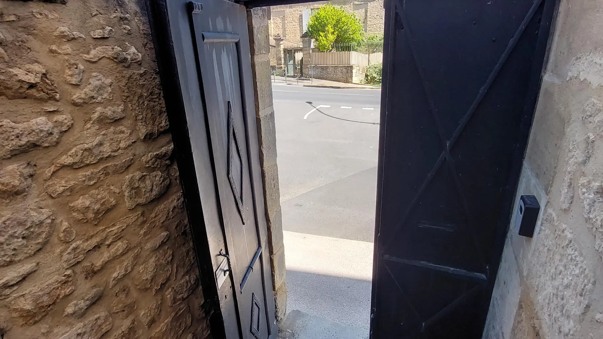 Appartement de charme Esprit des Couleurs à Sarlat_18