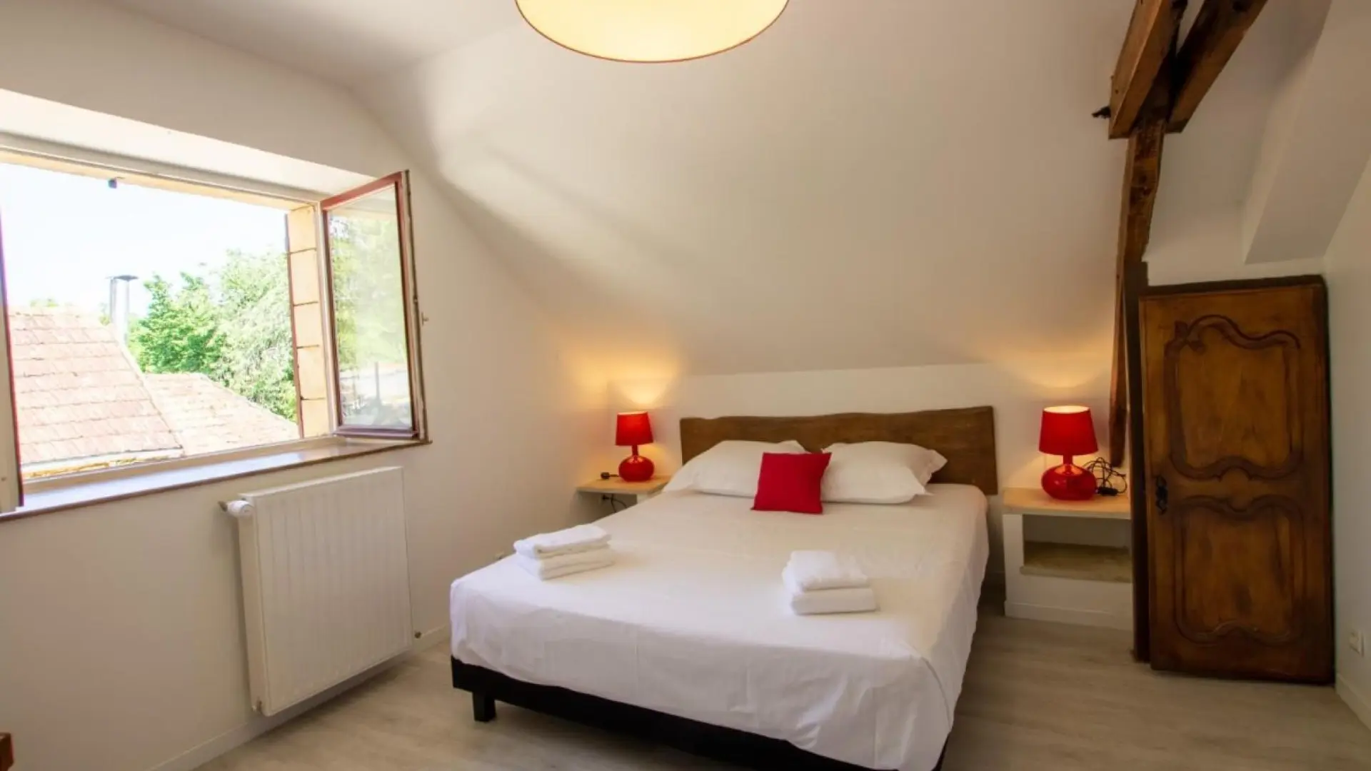 Gîte de charme La Noyeraie piscine chauffée_15