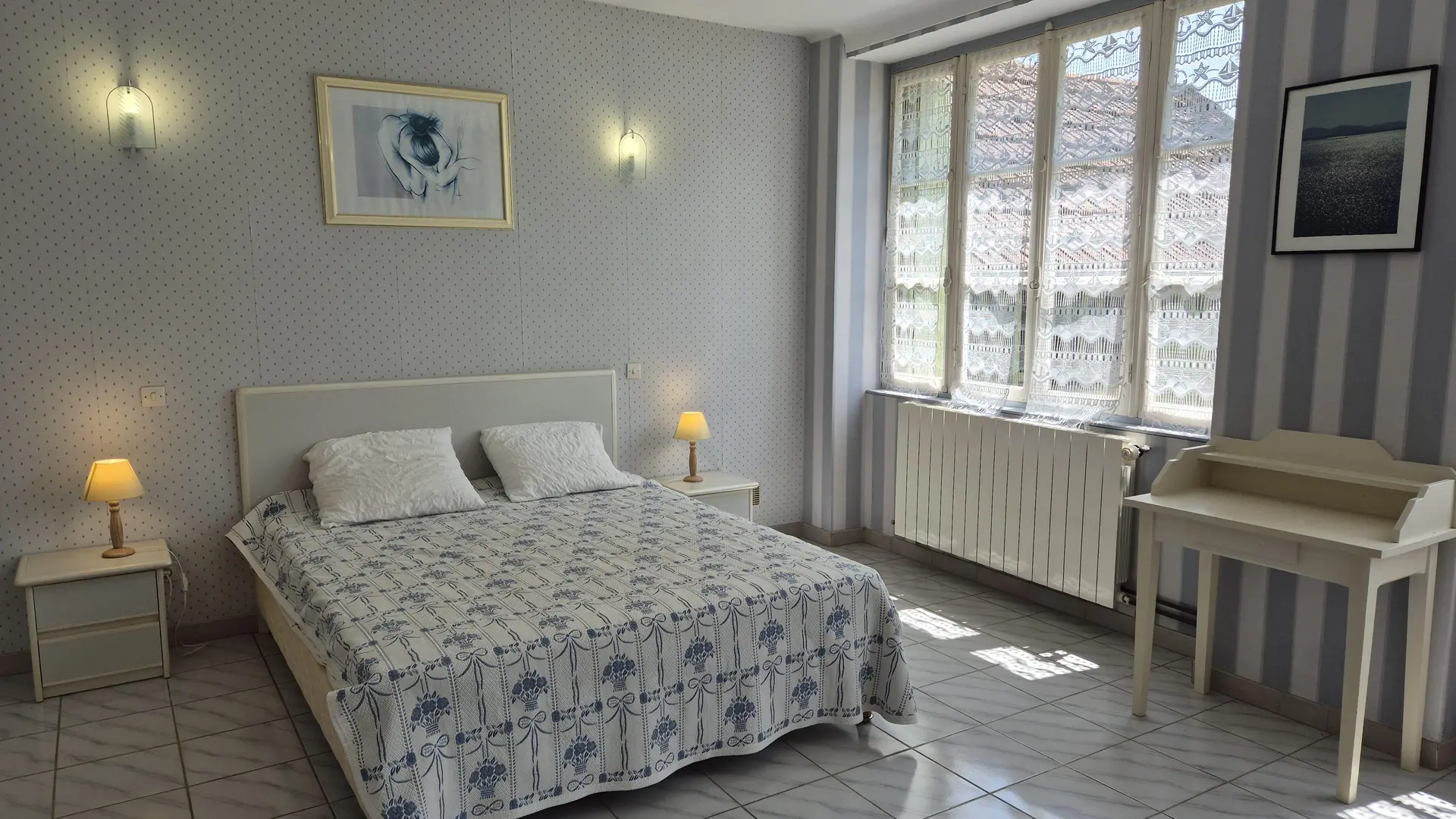 Gîte Les Glycines piscine privée_14